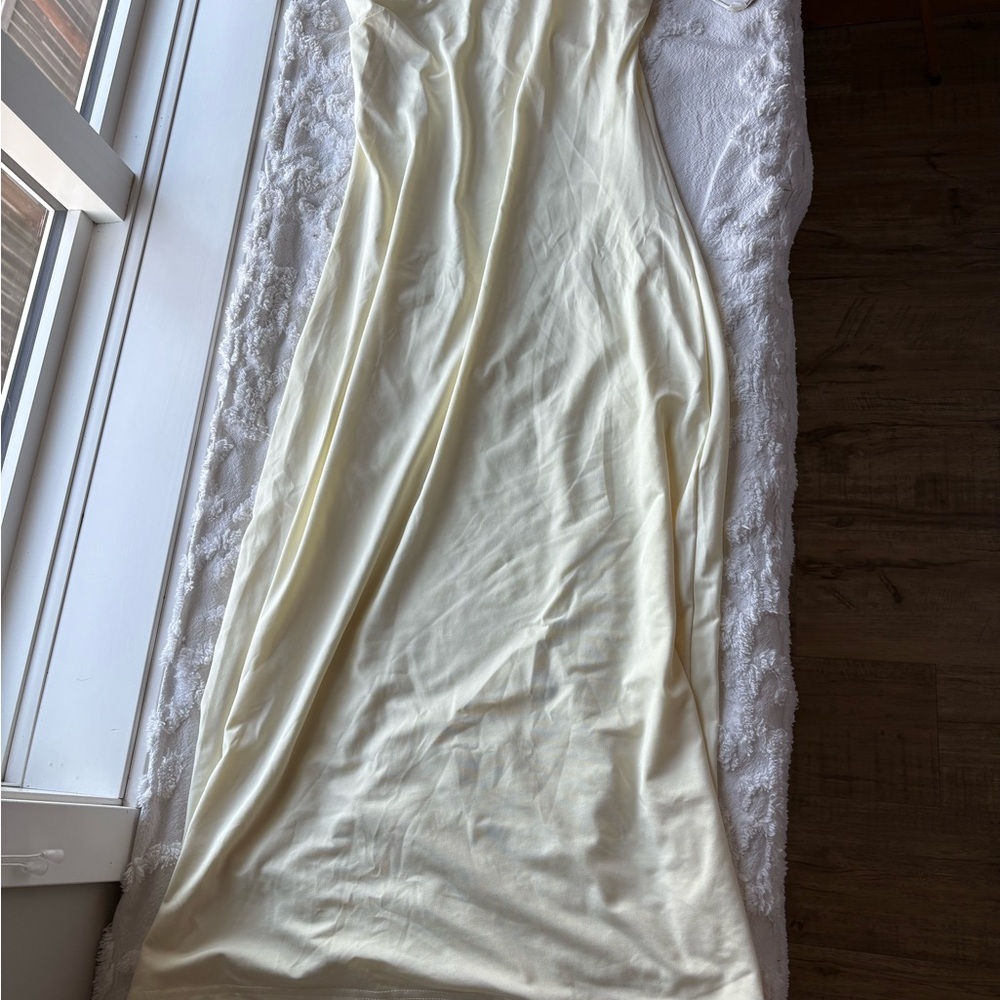 Elegant Cream Maxi Dress